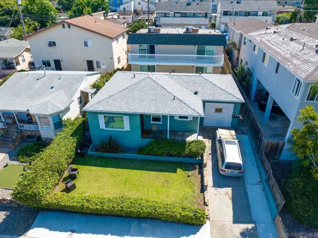 4337 39 Mentone Street, San Diego CA: https://media.crmls.org/mediaz/4a655e78-3062-4958-aa55-e3f4d67360b8.jpg