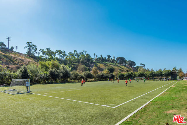 13044 Pacific, Playa Vista CA: https://media.crmls.org/mediaz/4a657492-60a3-4f42-8e0c-dbd23a47068f.jpg