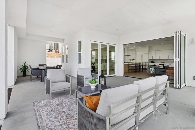 1850 Illion St, San Diego CA: https://media.crmls.org/mediaz/4a660e3b-ffb4-4369-a6ce-acb49e2afc51.jpg