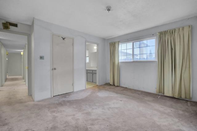 8734 Hermosa Court, Stockton CA: https://media.crmls.org/mediaz/4a689efe-a30b-4ad4-8f90-118cbb74d1c3.jpg