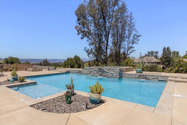 31158 Del Rey Road, Temecula CA: https://media.crmls.org/mediaz/4a68a5e8-c137-49a5-a087-e9005ac5c02f.jpg
