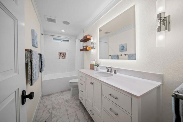171 Discovery Bay Boulevard, Discovery Bay CA: https://media.crmls.org/mediaz/4a68f01c-66cb-4f36-b324-0afe1f5adb2c.jpg
