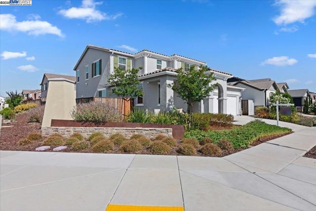 5360 Trimonti Cir, Antioch CA: https://media.crmls.org/mediaz/4a6976a8-3deb-4157-becd-028eb94a273b.jpg