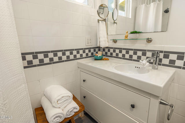 Detail Gallery Image 24 of 30 For 40 Almond Ave, Oak View,  CA 93022 - 4 Beds | 2 Baths