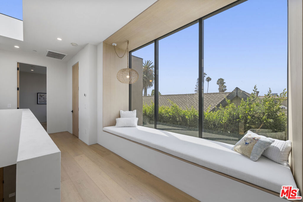MLS #26864671 image #32