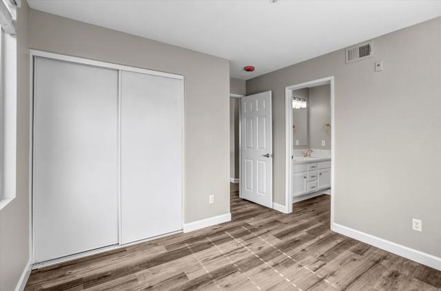Image 18 of 38 For 10292 Wateridge Circle 253
