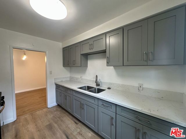 1114 S Sherbourne Drive, Los Angeles CA: https://media.crmls.org/mediaz/4a6c0222-0599-4aae-a8b9-f9dd8abd7d56.jpg