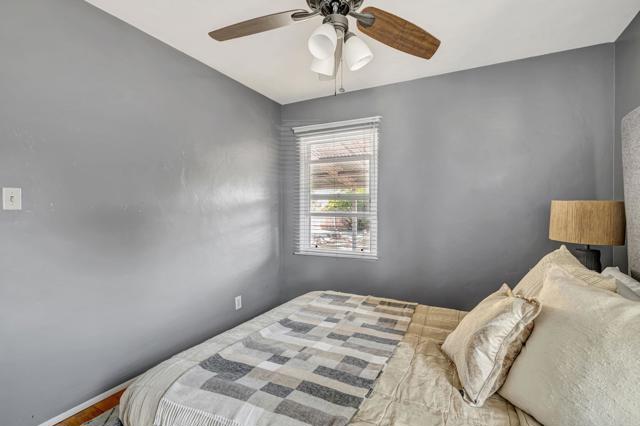 4371 Pomona Avenue, La Mesa CA: https://media.crmls.org/mediaz/4a6cd31a-d007-4d70-8cd7-9eadb127b70d.jpg