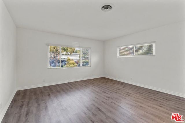 262 Macdonald Street, Pasadena CA: https://media.crmls.org/mediaz/4a6cef08-54ad-4700-aace-76fe2fce391e.jpg