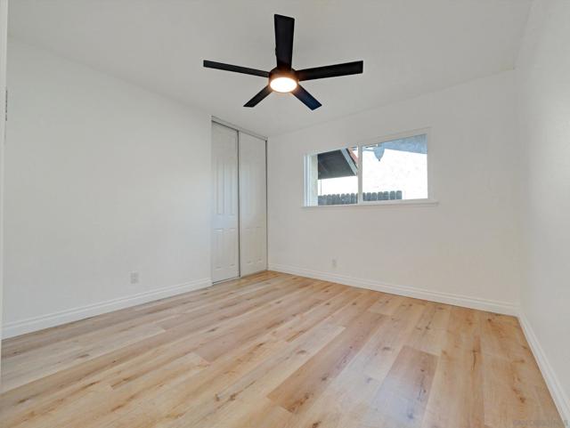 995 Bluecrest St, Corona CA: https://media.crmls.org/mediaz/4a6d1248-0eb9-44ac-85e9-81d2916ec6a1.jpg