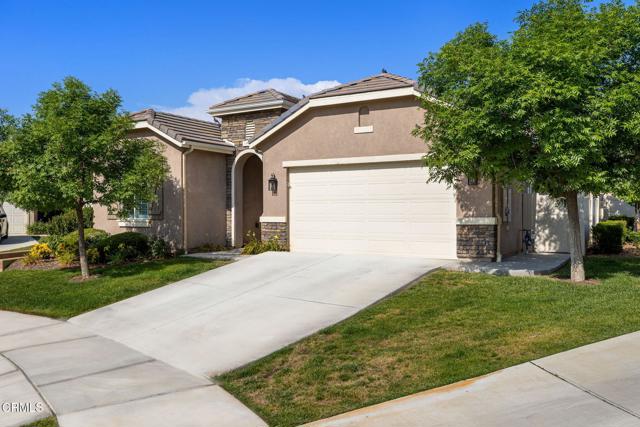 Detail Gallery Image 4 of 53 For 9700 Kingsport Pl, Bakersfield,  CA 93306 - 2 Beds | 2/1 Baths