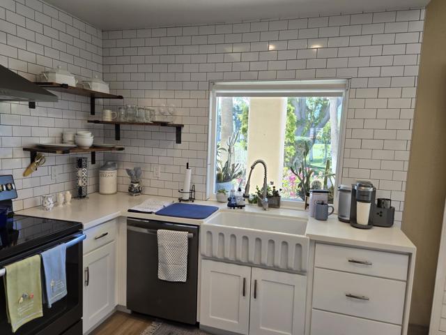 67421 N Chimayo Drive, Cathedral City CA: https://media.crmls.org/mediaz/4a6e1e73-f1af-4fac-882d-d53318e6f9d3.jpg