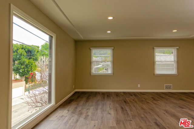 4188 Division Street, Los Angeles CA: https://media.crmls.org/mediaz/4a6e627a-d48c-4fa0-9c10-a9ccd55dc3b6.jpg