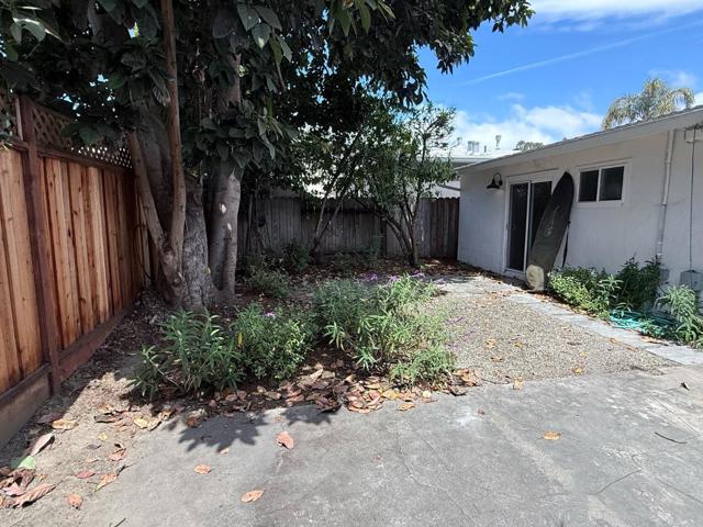 124 Winfield Way, Aptos CA: https://media.crmls.org/mediaz/4a6e97f0-cae9-43f7-9fa5-02661e38a809.jpg