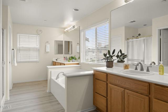 371 Huerta Street, Oxnard CA: https://media.crmls.org/mediaz/4a6f63e6-69de-415a-812f-7b2ffb2a5130.jpg