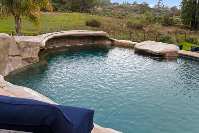 1061 Summit Road, Watsonville CA: https://media.crmls.org/mediaz/4a70a82f-59ed-4bca-b731-a48347322fe2.jpg