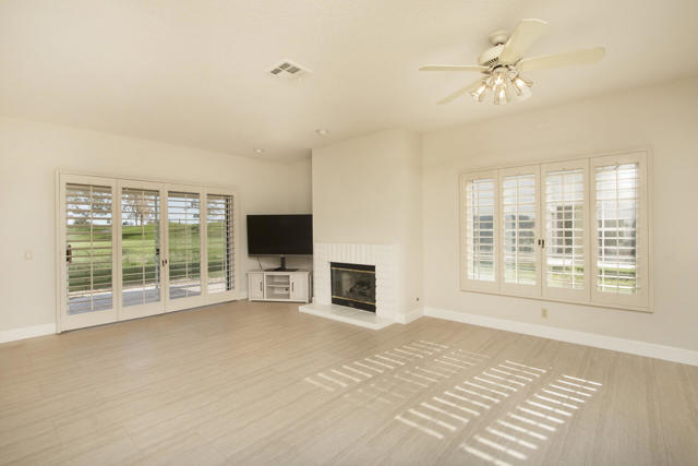 705 Vista Lago Circle N, Palm Desert, CA 92211