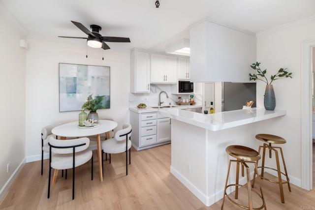 Detail Gallery Image 10 of 31 For 3991 Crown Point Dr #P13,  San Diego,  CA 92109 - 1 Beds | 1 Baths