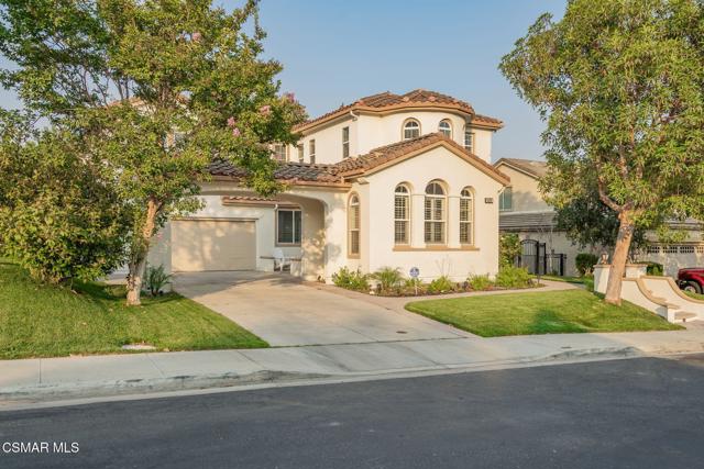 4260 Crabapple Court, Moorpark CA: https://media.crmls.org/mediaz/4a71c88c-cbb7-44b4-94af-8cb2f79b4291.jpg