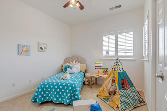 5140 Trade Wind Lane, Fremont CA: https://media.crmls.org/mediaz/4a72dbe5-d1f9-41be-af3e-1bebcdf5a682.jpg