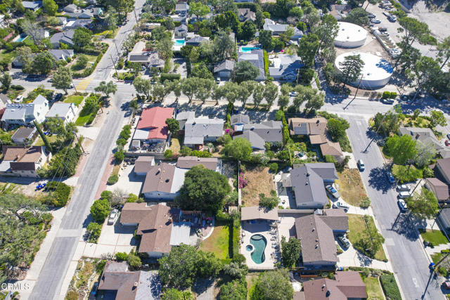 Image 38 of 46 For 4711 Briggs Avenue