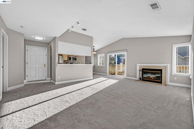 3769 Crow Canyon Rd, San Ramon CA: https://media.crmls.org/mediaz/4a74aae5-f794-4a41-aede-a6ee98191bf9.jpg