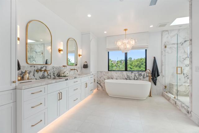 Detail Gallery Image 27 of 54 For 417 Warwick Ave, Cardiff By The Sea,  CA 92007 - 5 Beds | 5/1 Baths