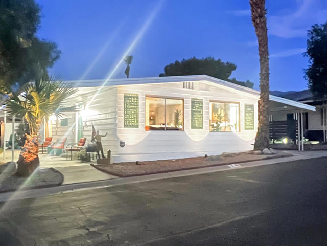 49305 Highway 74, Palm Desert CA: https://media.crmls.org/mediaz/4a74df3f-4364-4982-a396-845d48385c28.jpg