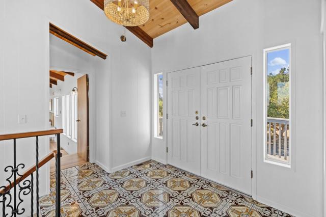 475 Fiesta Court, Watsonville CA: https://media.crmls.org/mediaz/4a750eb3-f425-413e-b780-e36848364d2f.jpg