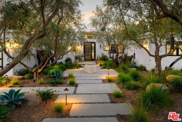 1250 Bel Air Drive, Santa Barbara CA: https://media.crmls.org/mediaz/4a75bcae-144b-4cf4-997b-face594c3f28.jpg