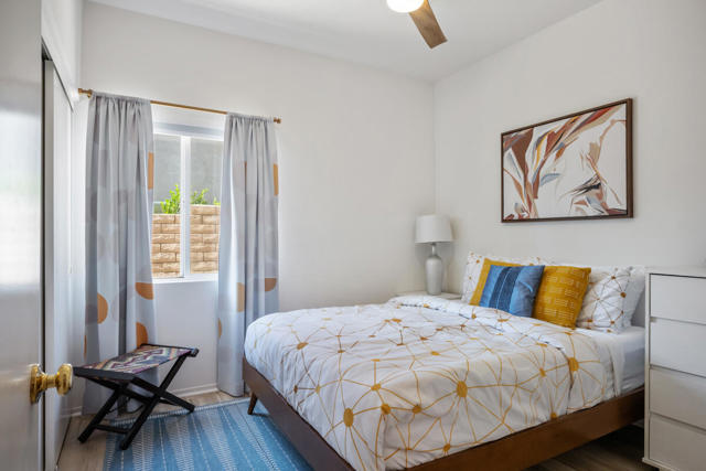 2312 Shannon Way, Palm Springs CA: https://media.crmls.org/mediaz/4a77be32-c550-4eae-be32-3eb14e1836d8.jpg