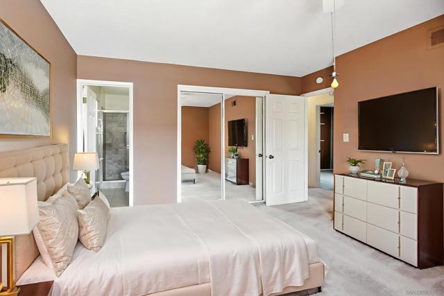 1231 Napa Ave, Chula Vista CA: https://media.crmls.org/mediaz/4a77f43b-818a-4973-bb90-e4d052960020.jpg
