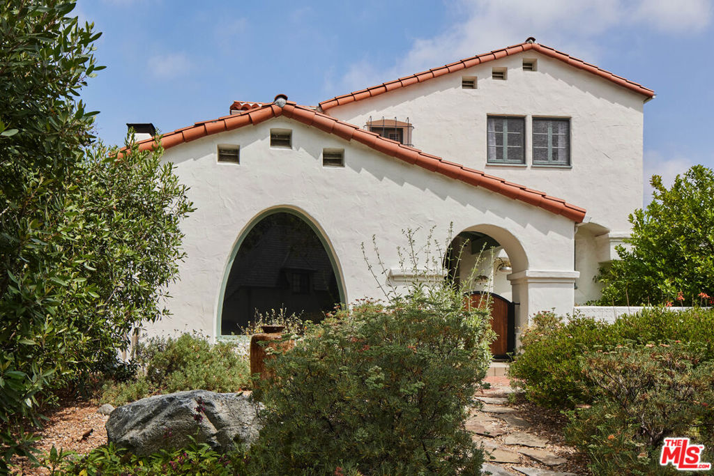 1661 Santa Maria AvenueGlendale img 2