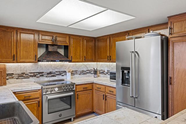 23799 Monterey-Salinas Highway, Salinas CA: https://media.crmls.org/mediaz/4a78eccd-979c-4eba-a098-59fe31e958be.jpg