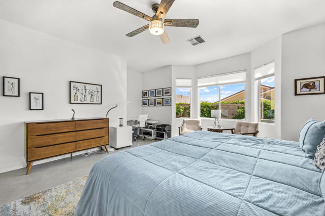 78189 Kensington Avenue, Palm Desert CA: https://media.crmls.org/mediaz/4a796508-a1da-45d3-9640-5af5d3f1a671.jpg
