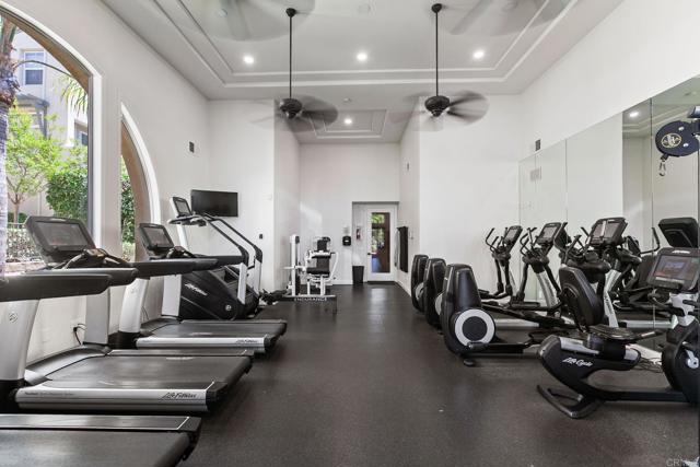 Detail Gallery Image 43 of 51 For 328 Bishop Dr, San Marcos,  CA 92078 - 3 Beds | 2/1 Baths
