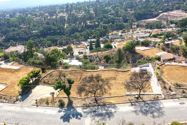 3017 Zane Grey Terrace, Altadena CA: https://media.crmls.org/mediaz/4a7ca2e0-52bc-4fef-bb52-2a85f0c39f97.jpg