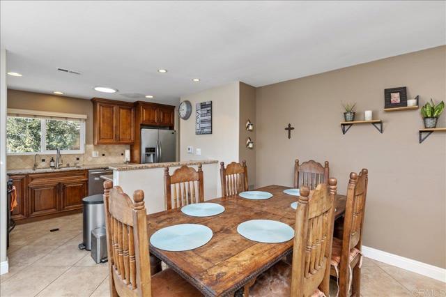 827 Bayberry Ct, San Marcos, CA 92069 photo 11