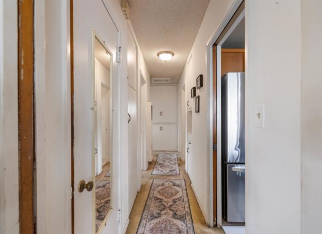 462 Carnation Avenue, Imperial Beach CA: https://media.crmls.org/mediaz/4a7df307-9353-477a-b639-e8f64b87b9a1.jpg