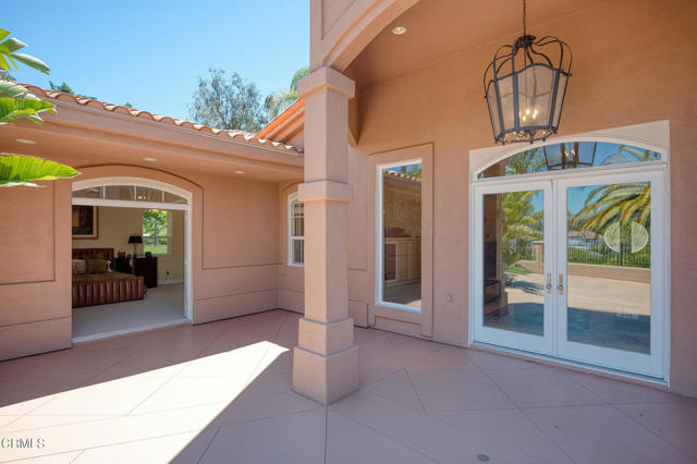 1690 Calle Tierra Vista, Camarillo CA: https://media.crmls.org/mediaz/4a7fc6a1-b552-4fbe-bbde-21946199b02a.jpg