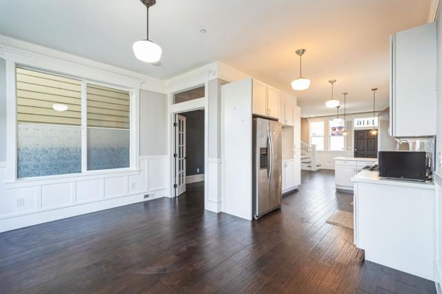 1416 11 Street, Oakland CA: https://media.crmls.org/mediaz/4a800531-94d4-43ca-bc48-d092737857b4.jpg