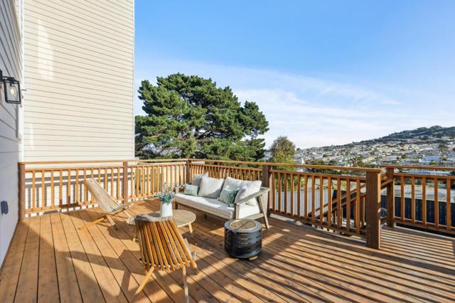 2629 San Jose Avenue, San Francisco CA: https://media.crmls.org/mediaz/4a8010bc-0afd-4396-8d47-44ee1ecd9eec.jpg