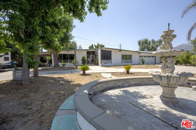14175 Bergstrom Place, Sylmar CA: https://media.crmls.org/mediaz/4a80ab48-a95c-476a-99fa-2b9a6aa18b69.jpg