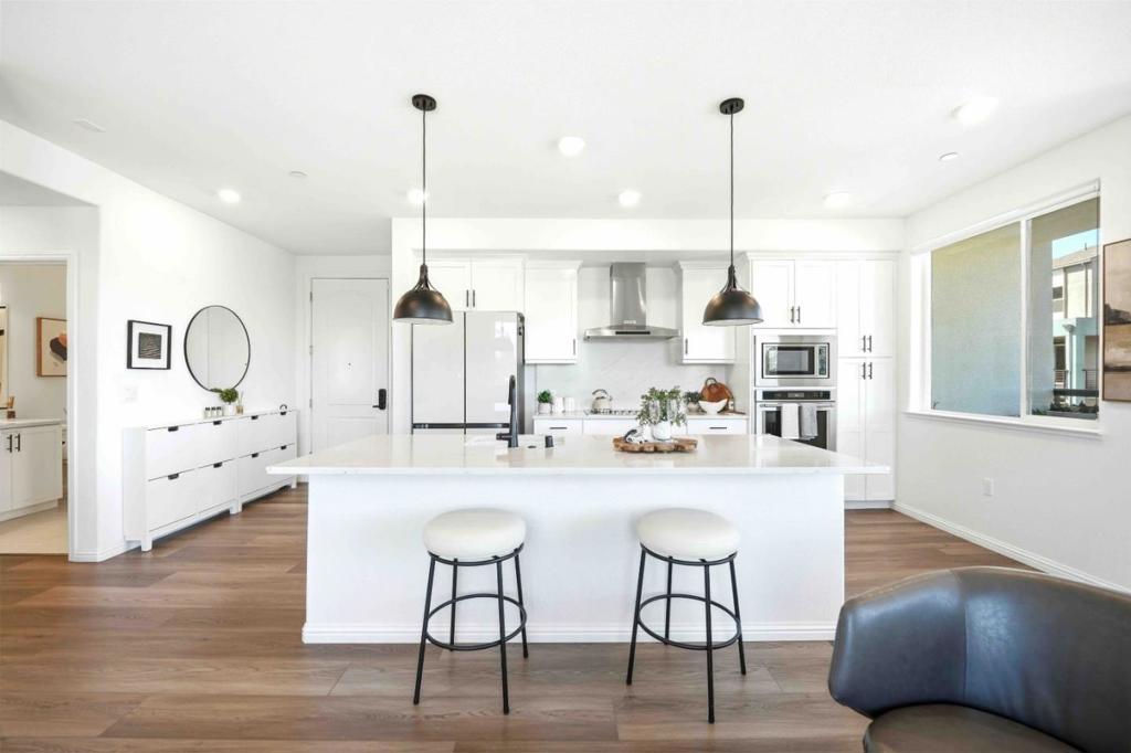 3207 Mallard Court #301