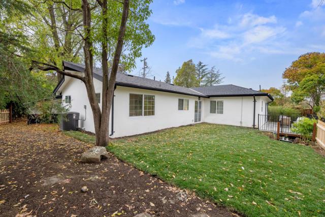 2660 Ross Place, Walnut Creek CA: https://media.crmls.org/mediaz/4a817431-9942-4d0a-9de8-dc3a6f4ec8bb.jpg