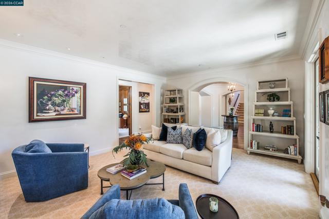 Image 8 of 61 For 53 Hidden Oaks Dr