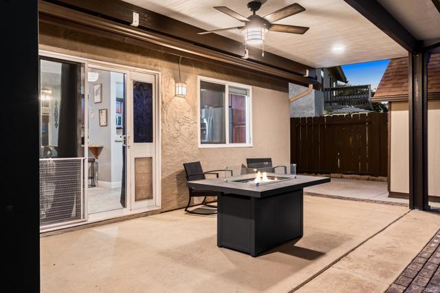 Home for Sale in Lakeside