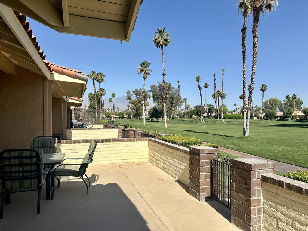 432 S Sierra Madre
