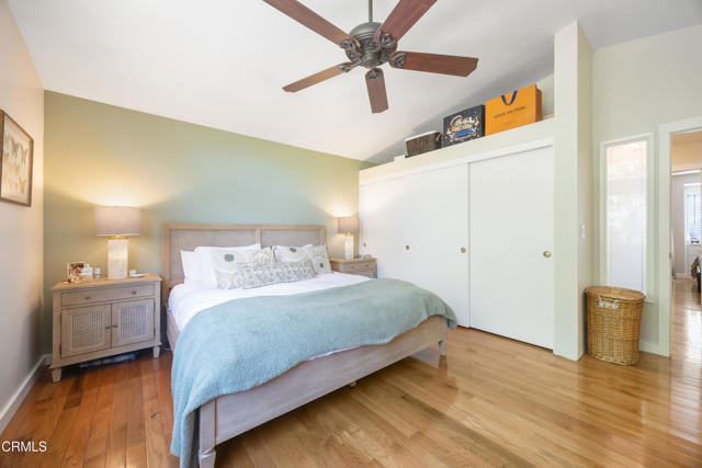 27220 Waterford Drive, Valencia CA: https://media.crmls.org/mediaz/4a8398e0-7347-4747-af4a-fbcf8a8421d1.jpg