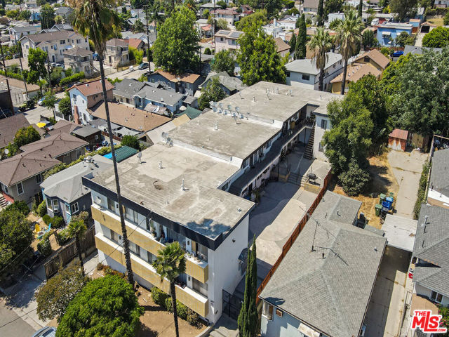 5623 Meridian Street, Los Angeles CA: https://media.crmls.org/mediaz/4a843038-ee99-4b1c-8012-abe32a9563ea.jpg